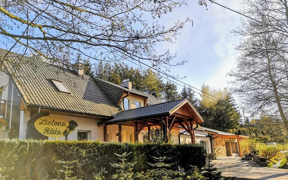Villa Zielona Roza à Wambierzyce Extérieur photo