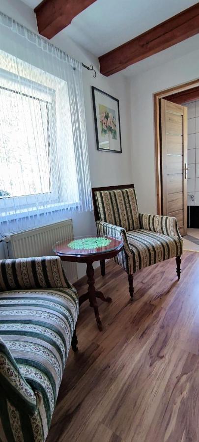 Villa Zielona Roza à Wambierzyce Extérieur photo