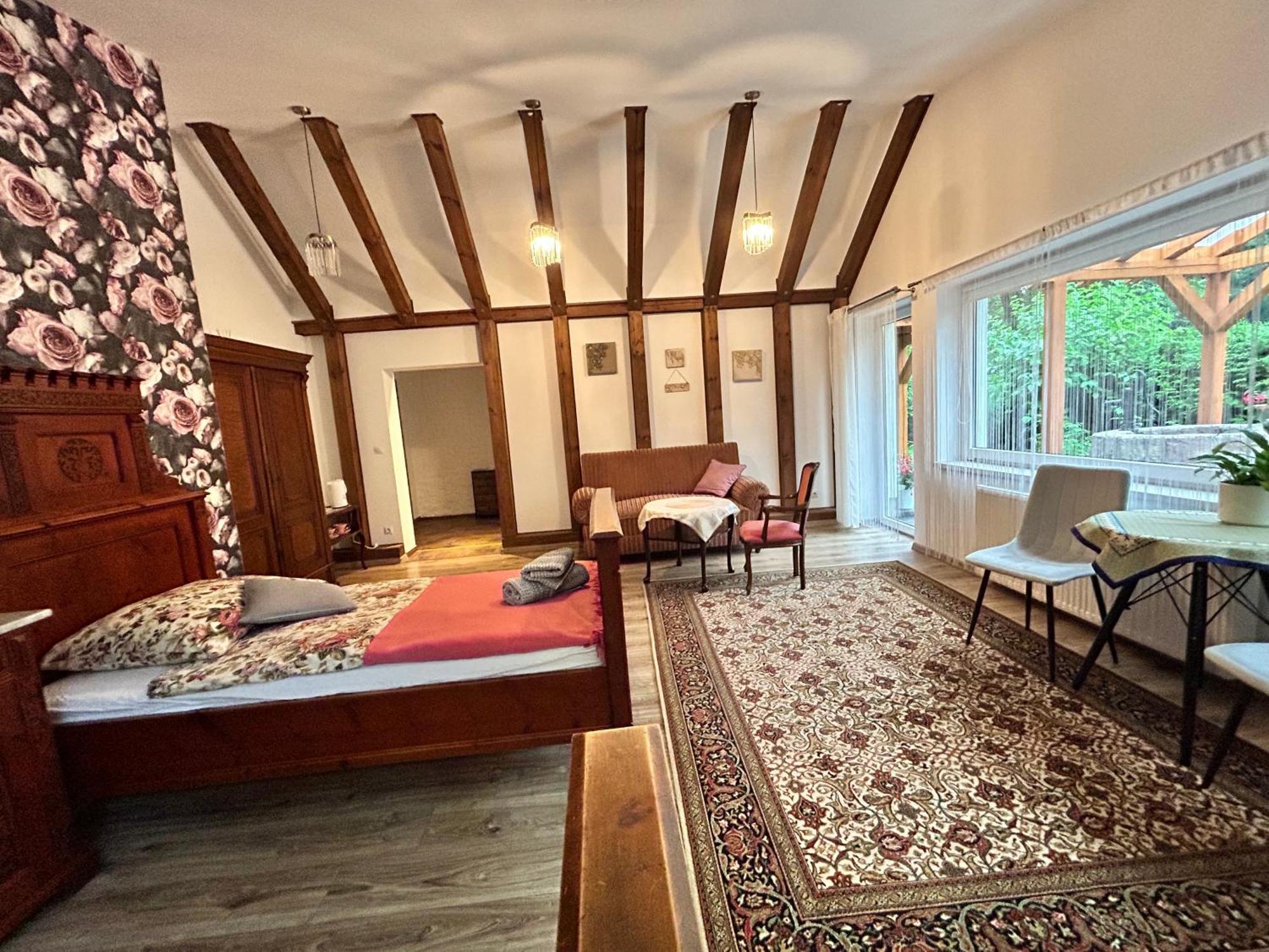 Villa Zielona Roza à Wambierzyce Extérieur photo