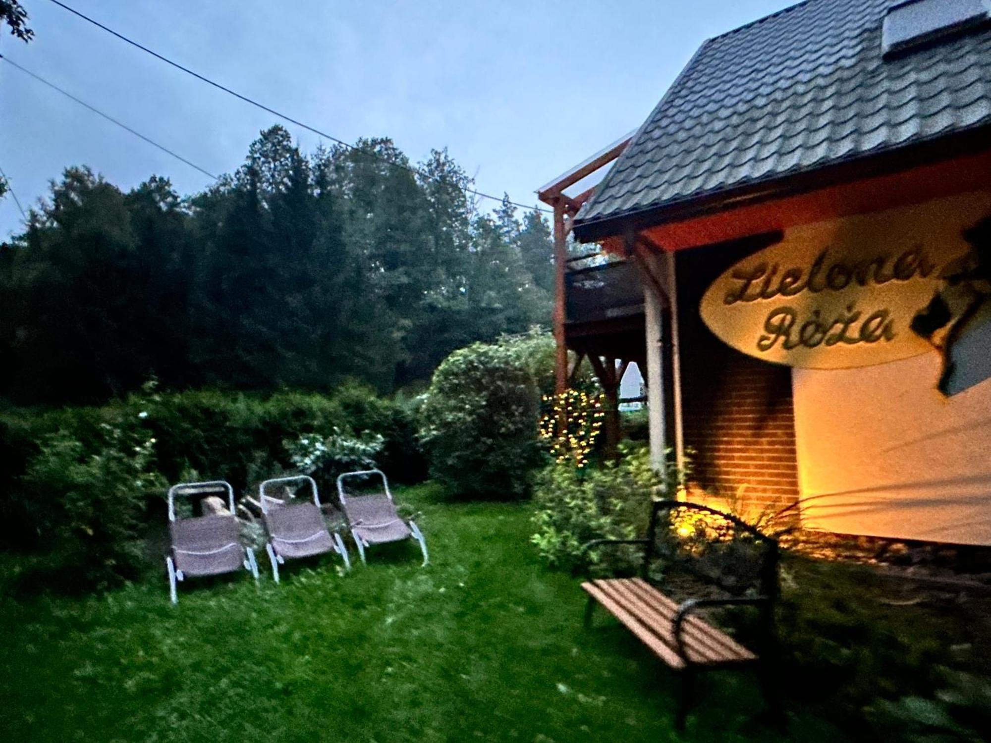 Villa Zielona Roza à Wambierzyce Extérieur photo
